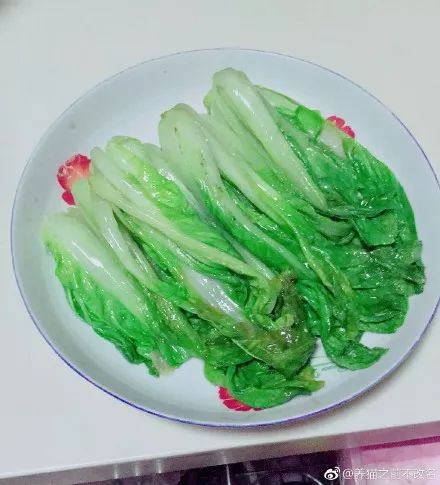 南北方网友又掐起来了,这次是因为一盘青菜!