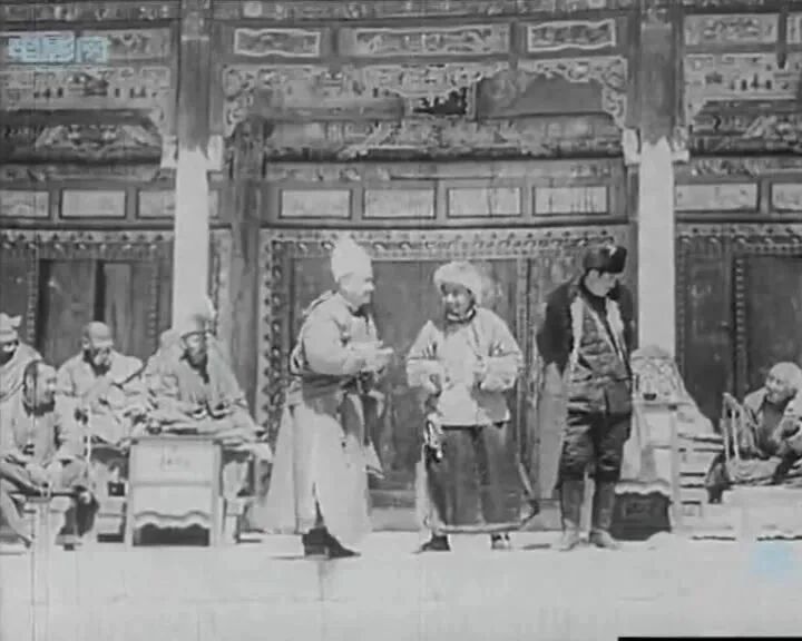 点阅读原文，看百年经典老电影⭐看电影《塞上风云》国产怀旧爱情片~1942