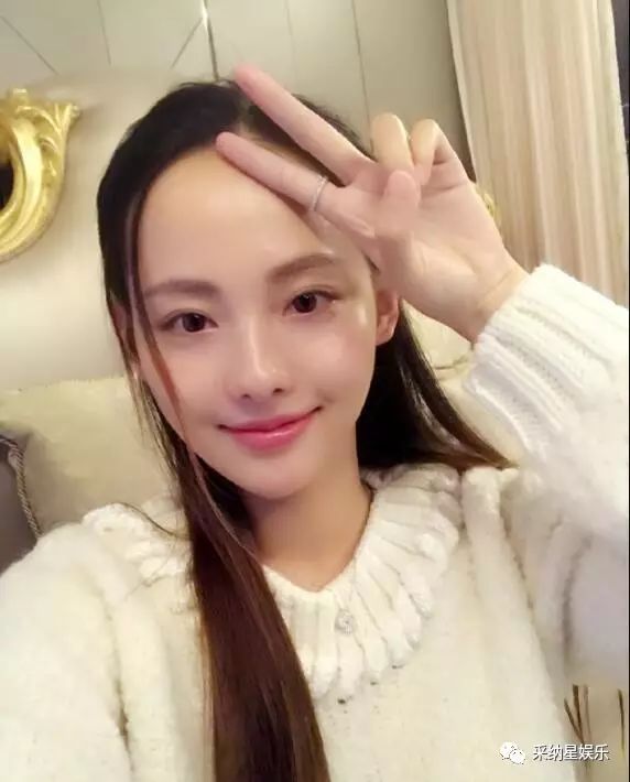 杜淳曾经的女朋友  如今已婚有子  儿子半岁少女感不输杨幂