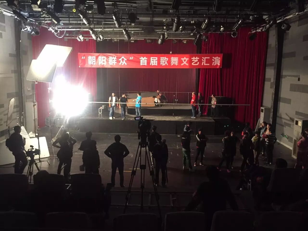 2016年度洗脑神曲—“朝阳群众之歌”