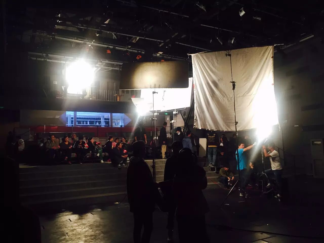 2016年度洗脑神曲—“朝阳群众之歌”