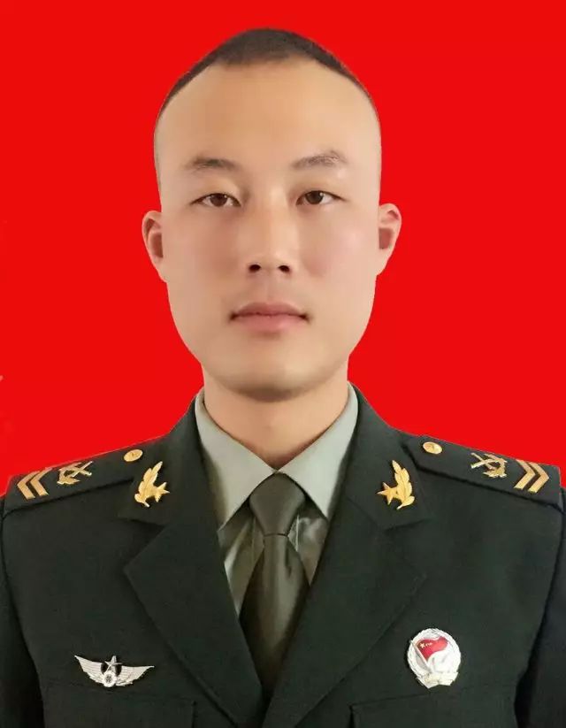 1986年9月出生,2003年12月入伍,现任中国人民解放军69222部队83分队六