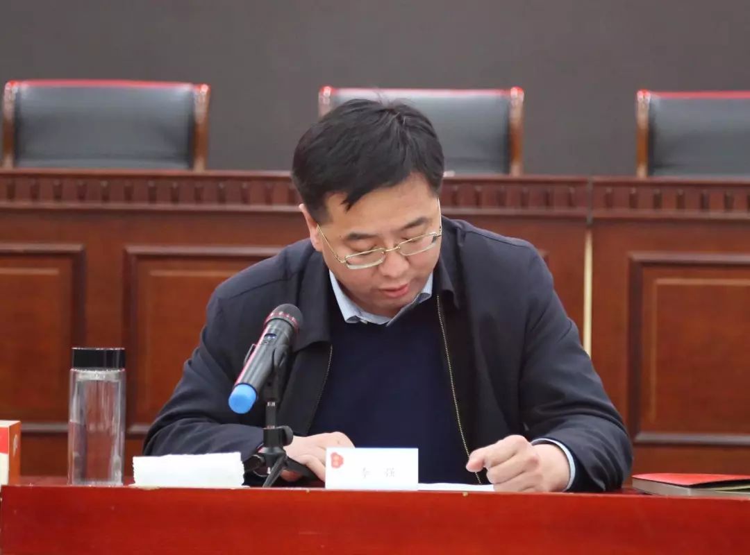 魏宏峰在总结发言中表示,多年来,一大批郓城籍企业家和在外创业人士