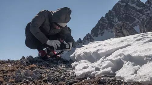 我从雪山来 雪山朗玛_新西兰库克雪山温度_玉龙雪山温度