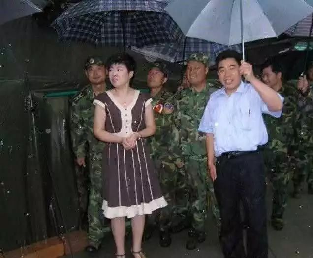 于丹,为何现在销声匿迹了? - taicctvle - 天马行空的博客