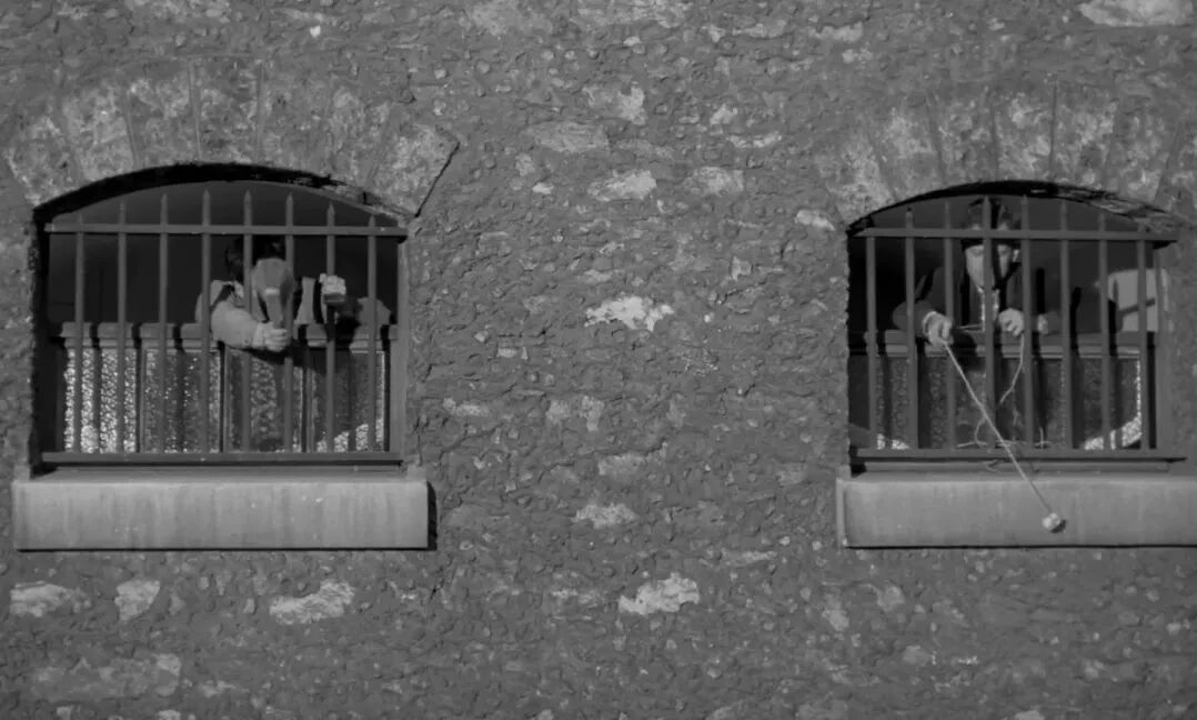 收录于合集⭐电影《洞》 豆瓣 9.2 ，堪称影史上最伟大的越狱电影