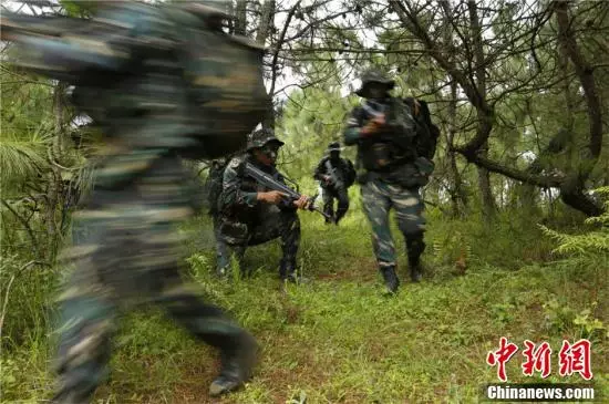 燃炸!解放军最新征兵宣传片来了,我也就看了20来遍! 燃炸!解放军最新征兵宣传片来了,我也就看了20来遍!