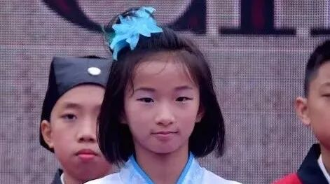 【清澜山学校阳光思维班每日播报点评】王君：子墨，形式不能大于内容哟！