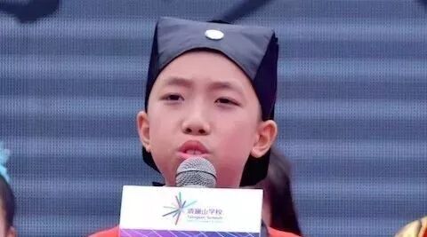 【清澜山学校阳光思维班播报点评】王君：为浩凯叫两声好