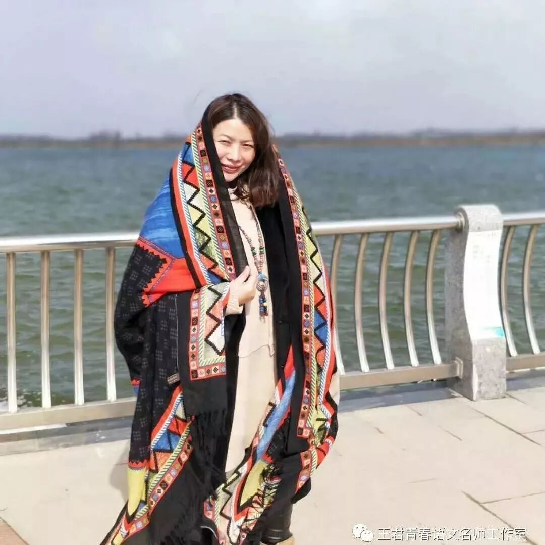 【青春语文·周忠玉学群诗教学（一）连滚带爬学古诗，轻轻松松知诗豪——《秋词》教学设计及教学反思