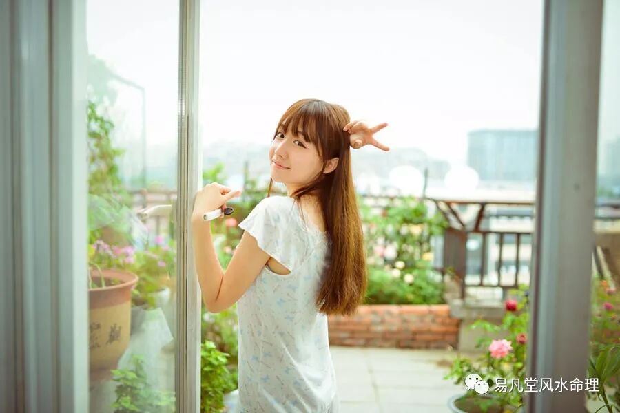 面相中发际线上有旋的人命好不好