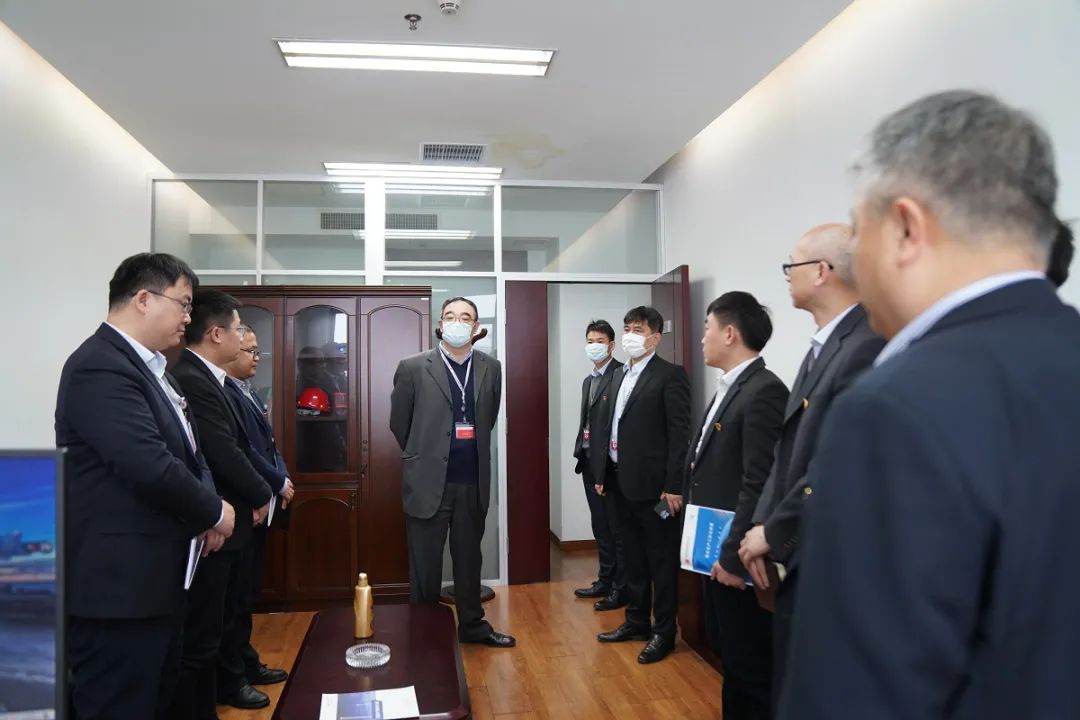 大唐安徽发电有限公司董事长,党委书记,总经理赵群深入公司本部各部门