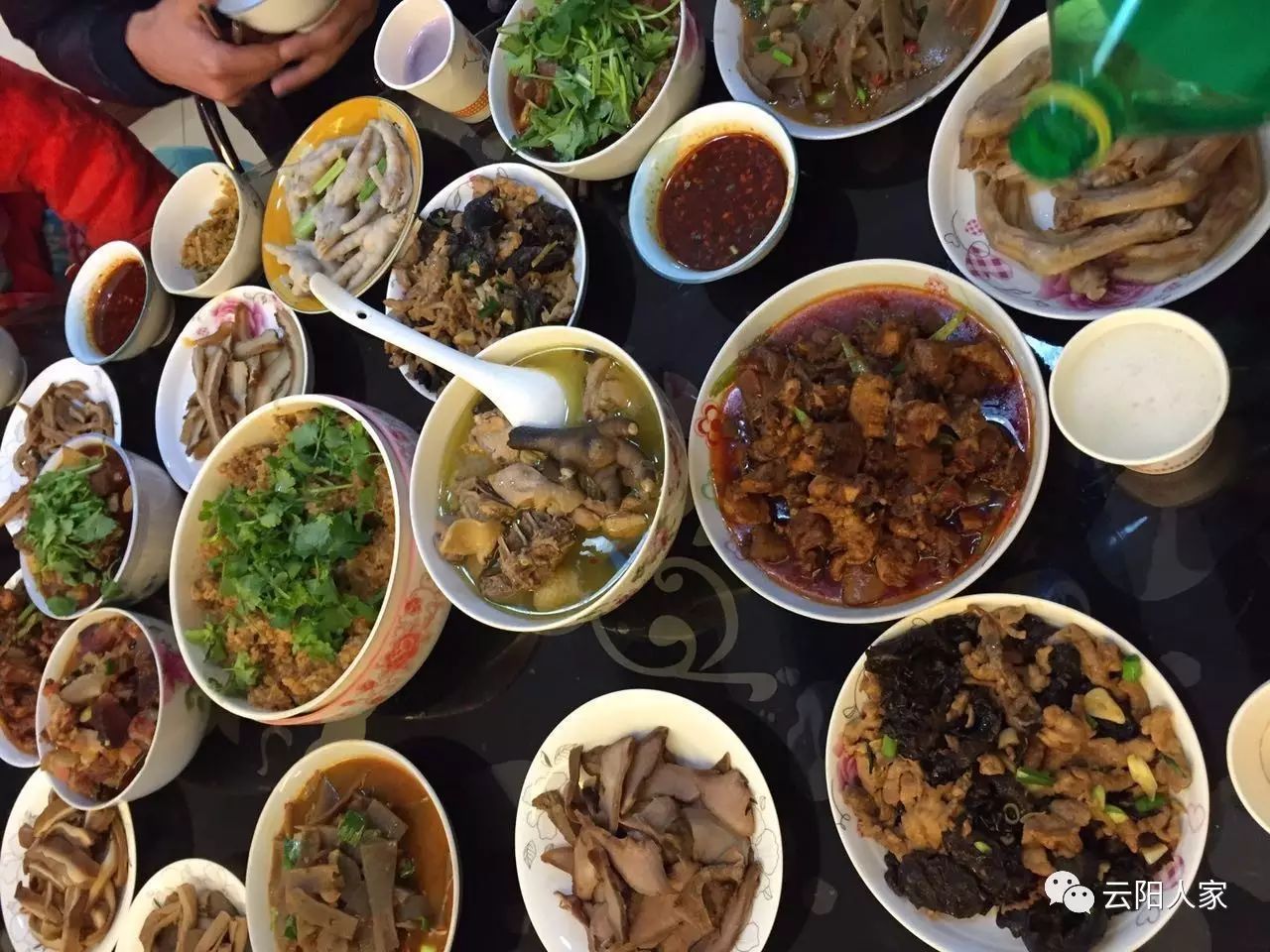 【巴马当地美食联盟】快来看,云阳人都在晒团年饭,好巴适!