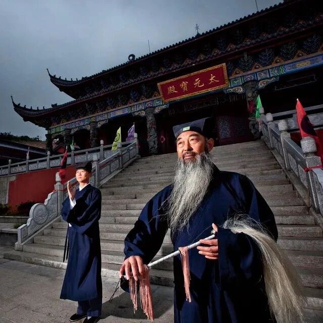 修行：性命和则生，人物和则亲，人天和则灵！
