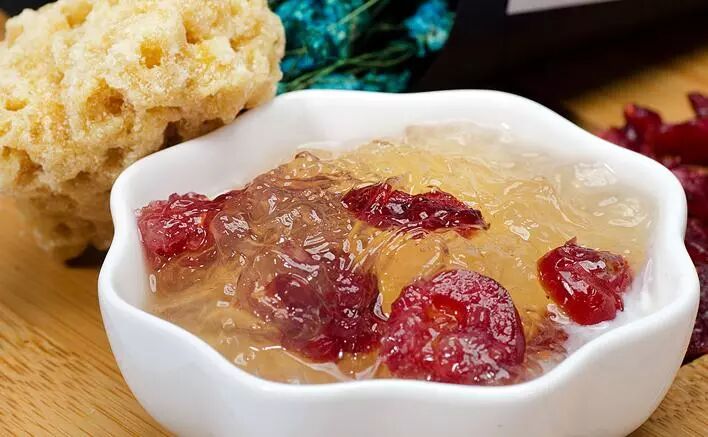 她们都吃燕窝，一个吃了3个月，一个吃了3年，结果大不同!