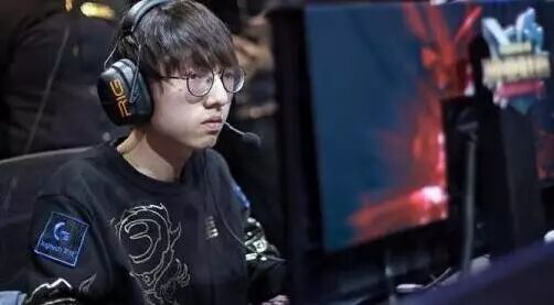 这个国产打野连MLXG都害怕，曾登顶国服第一……