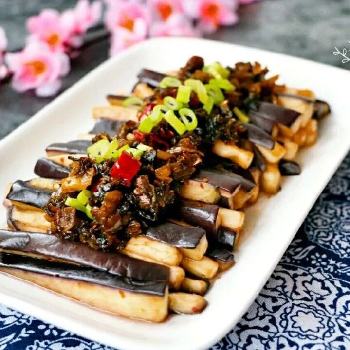 8月这菜正当季，抗衰老、降三高，简单蒸一蒸，鲜香入味，一周吃7次都不腻！