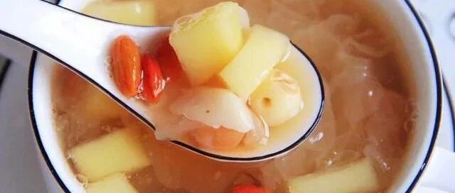 苹果和它一起煮，是冬天最棒止咳方！咳嗽“去无影”，见效快