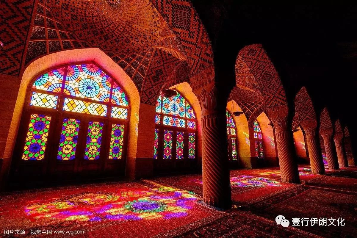 伊朗的粉红清真寺