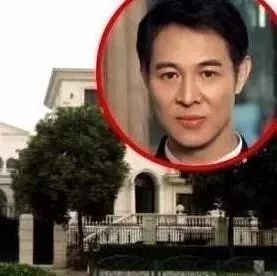 李连杰在上海的豪宅价值3亿,却7年没回去,保洁阿姨成最大“人生赢家”