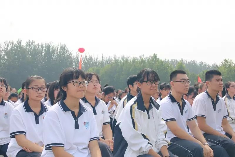 广饶一中举行新生军训总结,开学典礼暨教师节庆祝大会