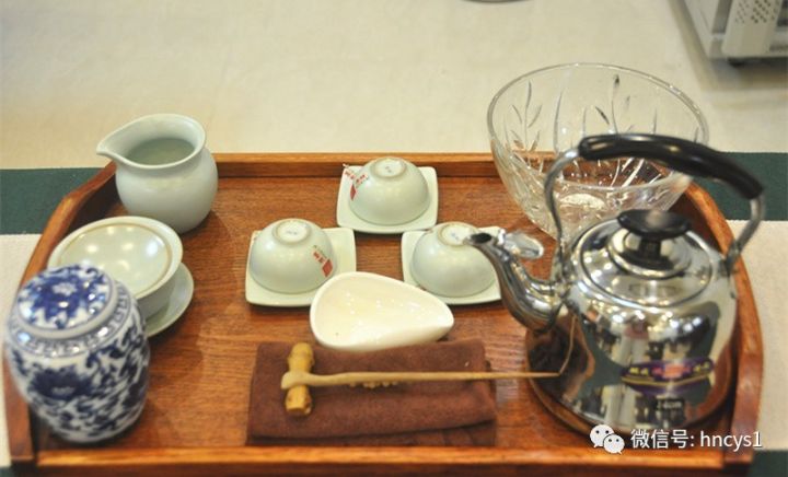 【海大源茶艺】红茶冲泡法及乌龙茶壶盅双杯冲泡法花絮报道