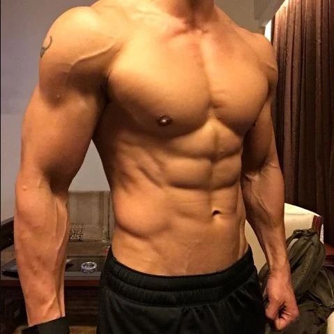 中国好男人安志杰Andy On:撸铁、带娃、炫妻是他的日常