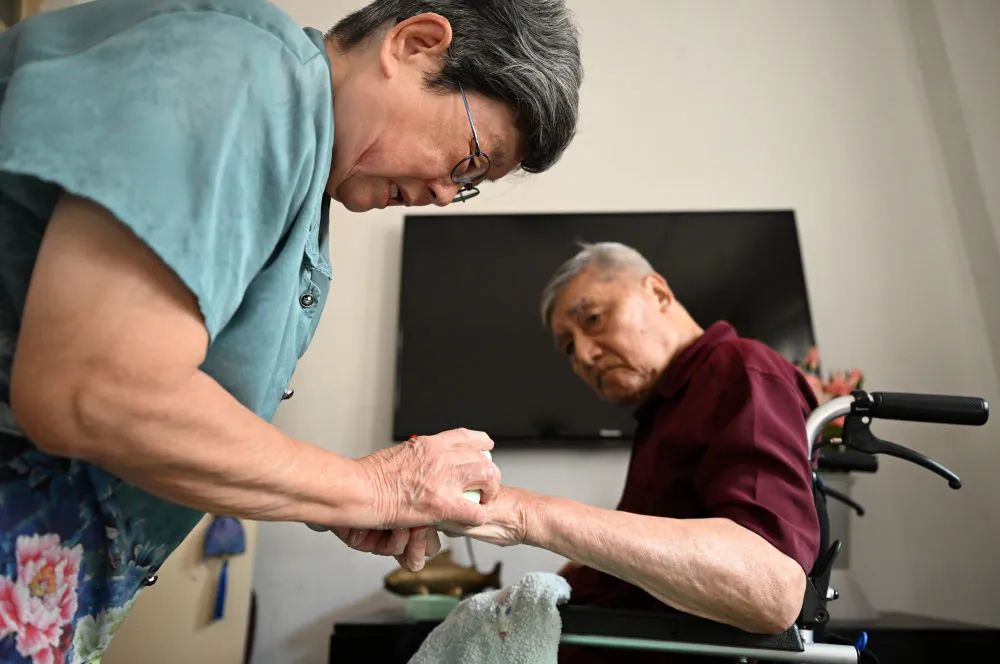 礼赞道德模范全国道德模范段肇谊嫁给心中的英雄50年相守诠释最美爱情