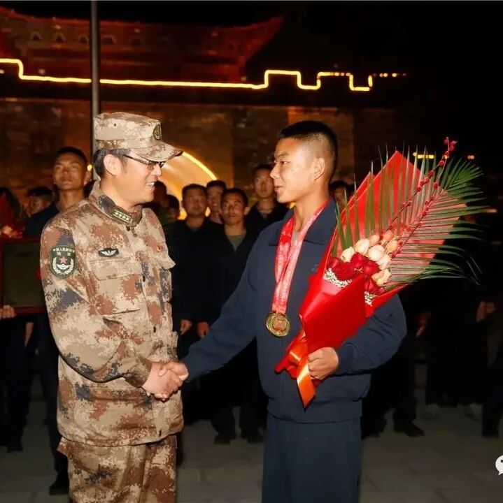 郑伟和政委的&ldquo;冠军之约&rdquo;