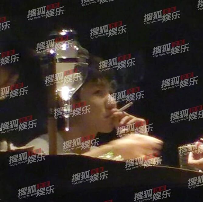 王源抽烟是在哪儿被拍的?