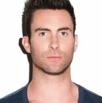 Adam Levine 驰名双标?