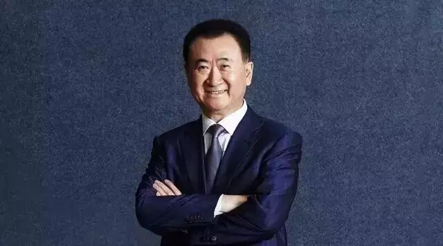 王健林说要赚1个亿,谢霆锋赚的也不比他少