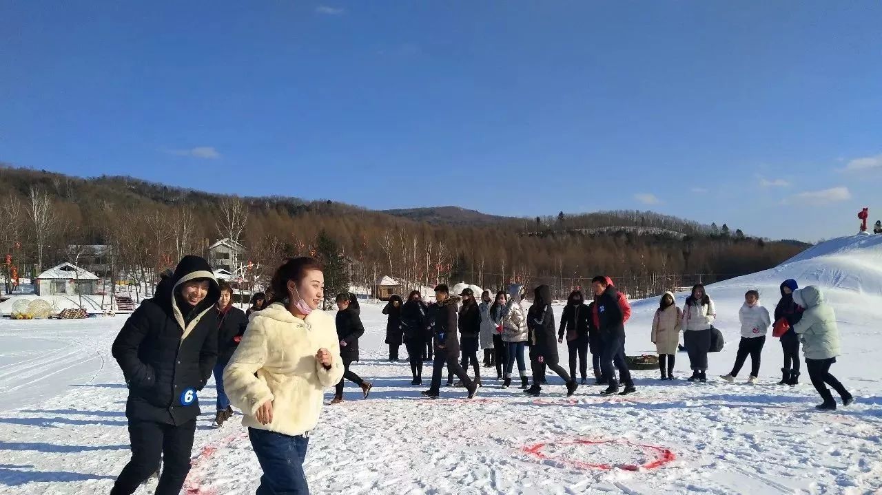 冰湖雪村联谊会 欢天喜地闹元宵