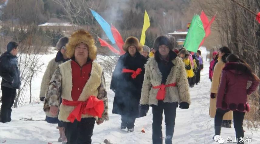 【冰湖雪村】我等你来!一起到冰湖雪村撒欢滚雪拜山祈福过大年!