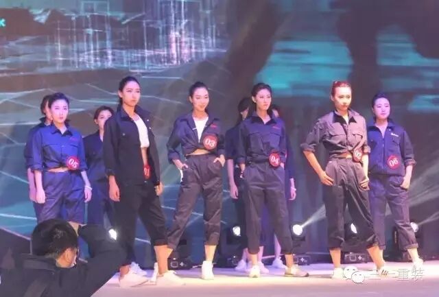 放大招啦！世界小姐走进三一，工业与美丽*美结合.jpg