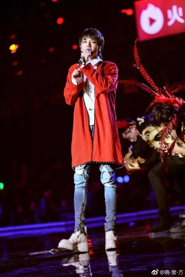 华晨宇跨年live大获好评 实力圈粉