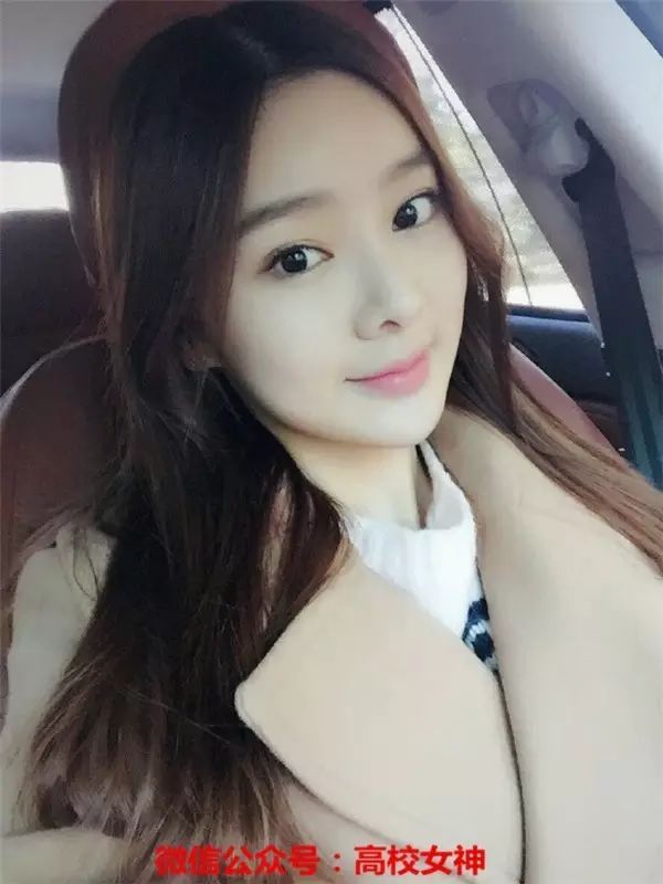 SNH48邱欣怡当上戏最美新生,她为什么如此受欢迎?
