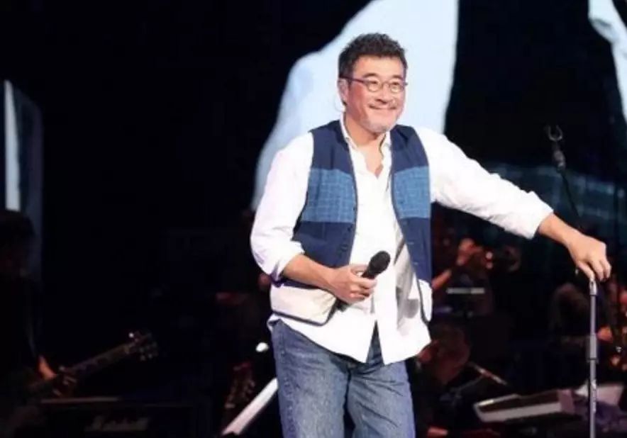 杨宗纬唱了高晓松写的新歌,听完已是泪流满面……