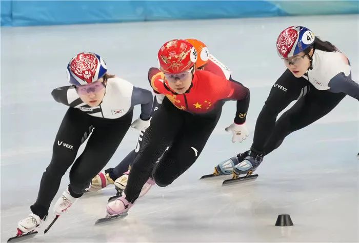 短道速滑女子1500米吉林省运动员韩雨桐名列第七