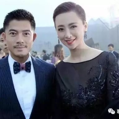 【歌瑞诗】坚持每周去一次美容院,年近50岁的翁虹宛如少女!