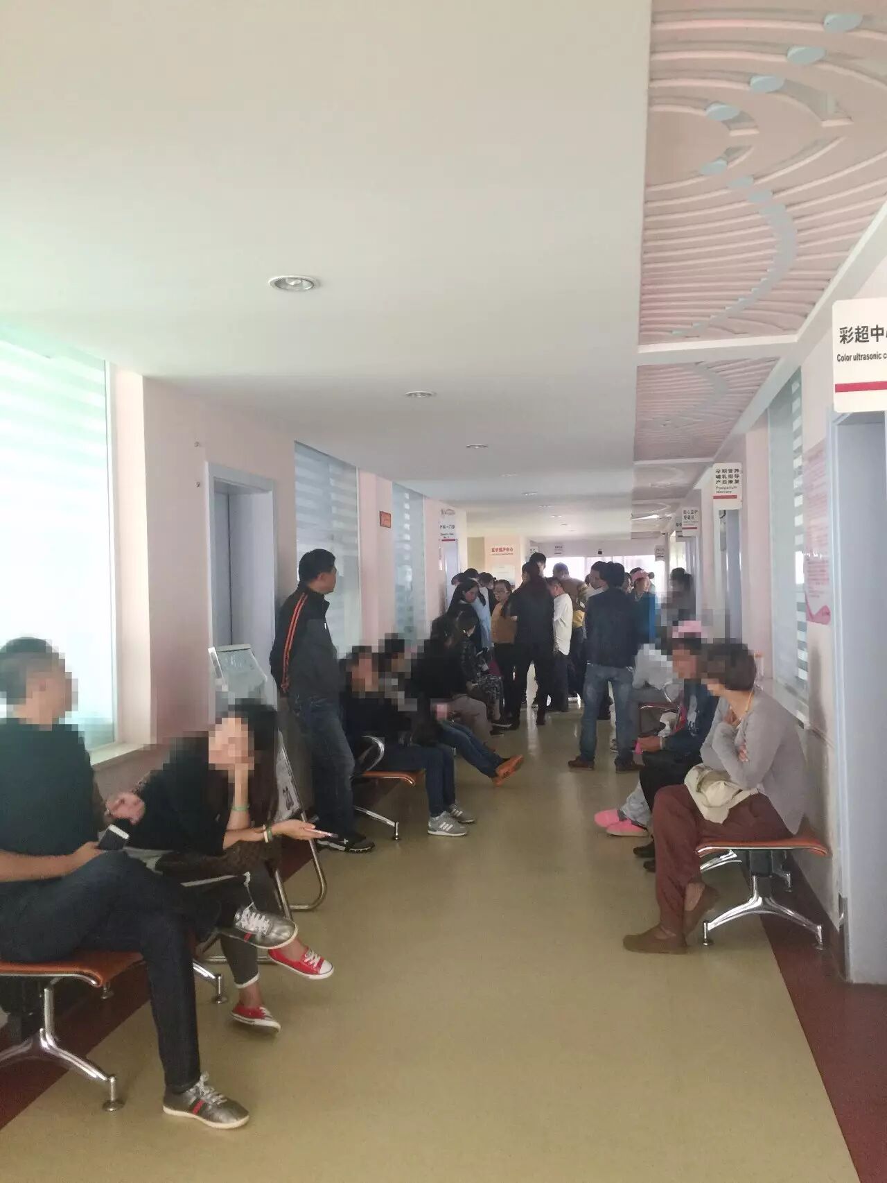 【读本关注】市医院产科告急!丽江人今年扎堆生娃,“二胎”搞出来的?-怀孕期