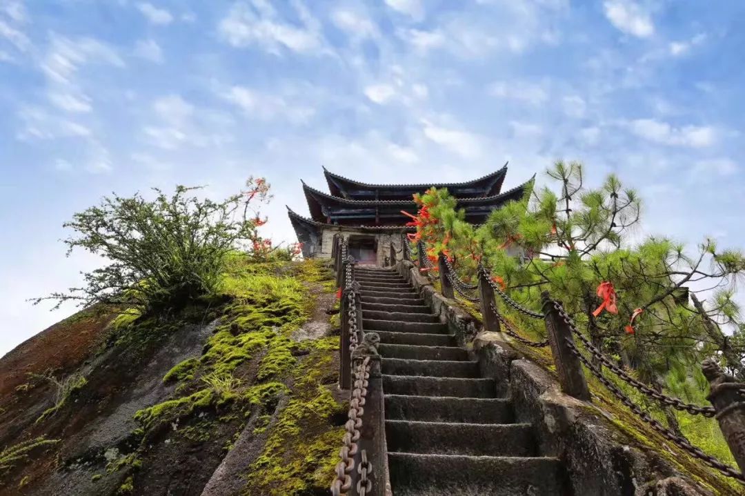 8妇女节,腾冲云峰山邀你一起泡温泉!