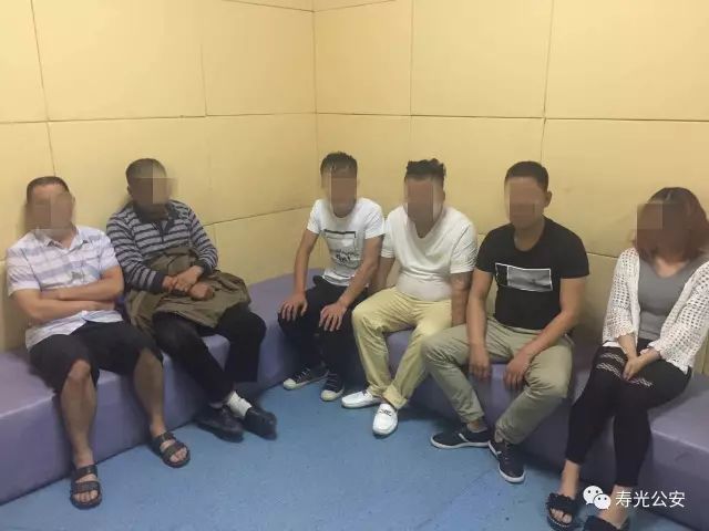 这样的同框
