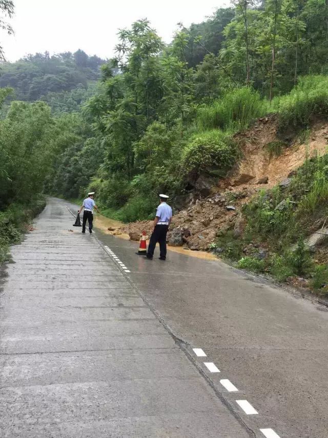 黄土滑坡灾害研究_滑坡灾害_汶川地震地质与滑坡灾害概论