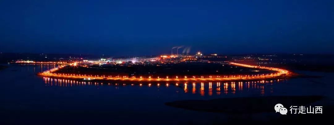 河曲县城夜景图片