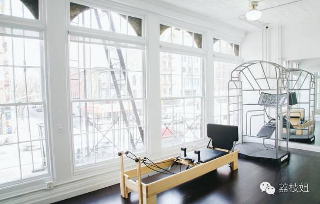 怀孕后身材不走形?想得美!维密天使Candice全靠好底子!-怀孕期