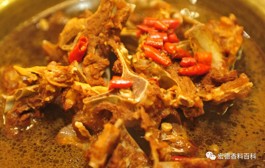 一天售出1500份羊火锅羊肉的全食谱蝎子配方已经分享v火锅五一馆子图片