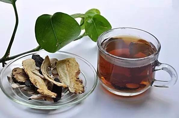 如果舌红少苔或者没苔,就是虚热证了.