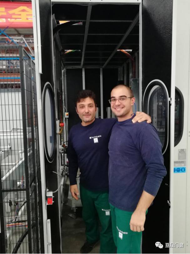 国内首条数字化锯切自动线落户长沙，亘晟门窗正式开启工业4.0时代