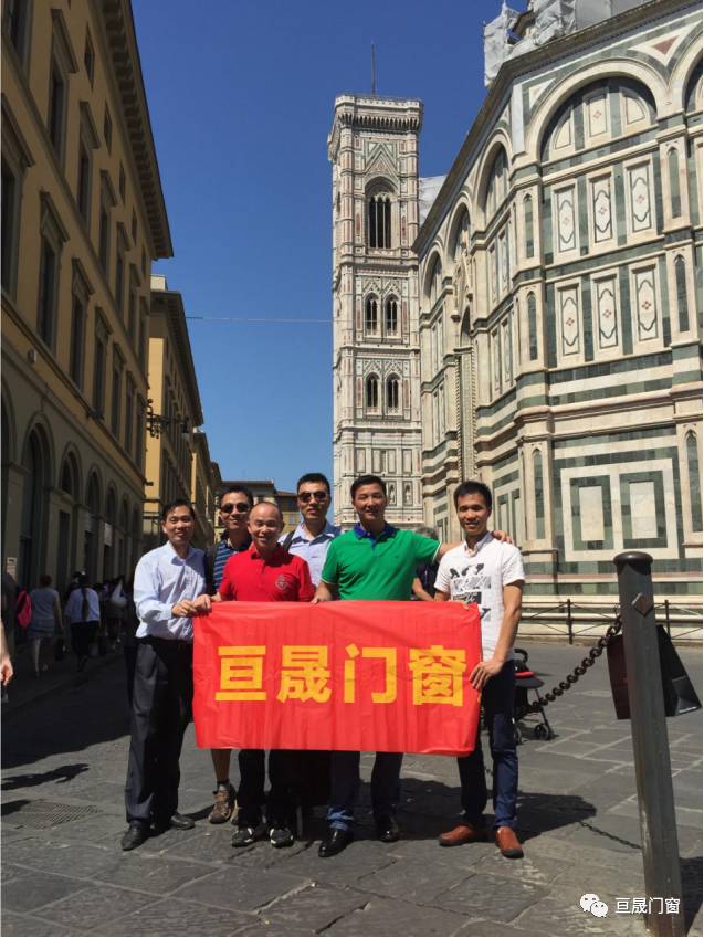 国内首条数字化锯切自动线落户长沙，亘晟门窗正式开启工业4.0时代